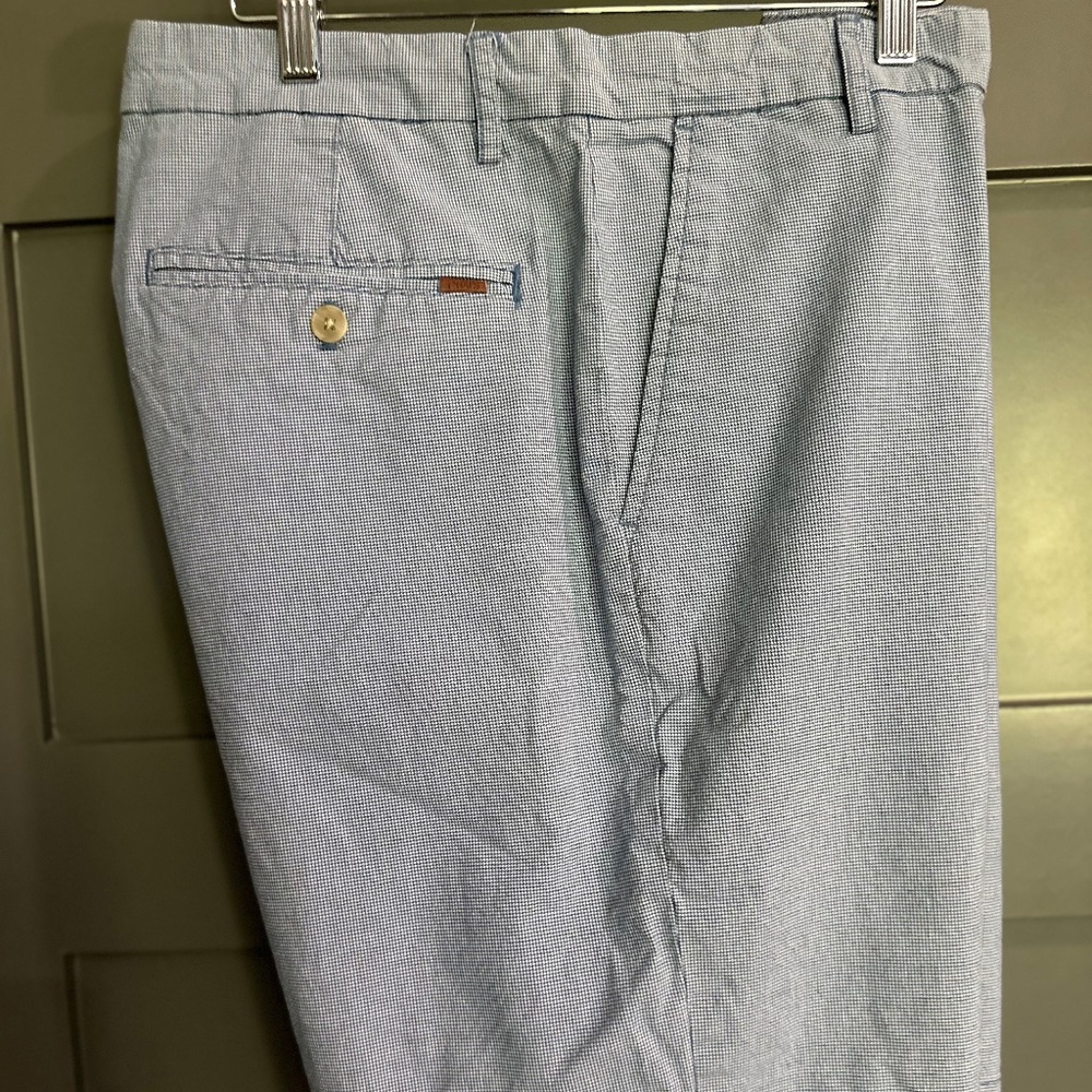 CHAPS Chino Shorts (Men's 36)